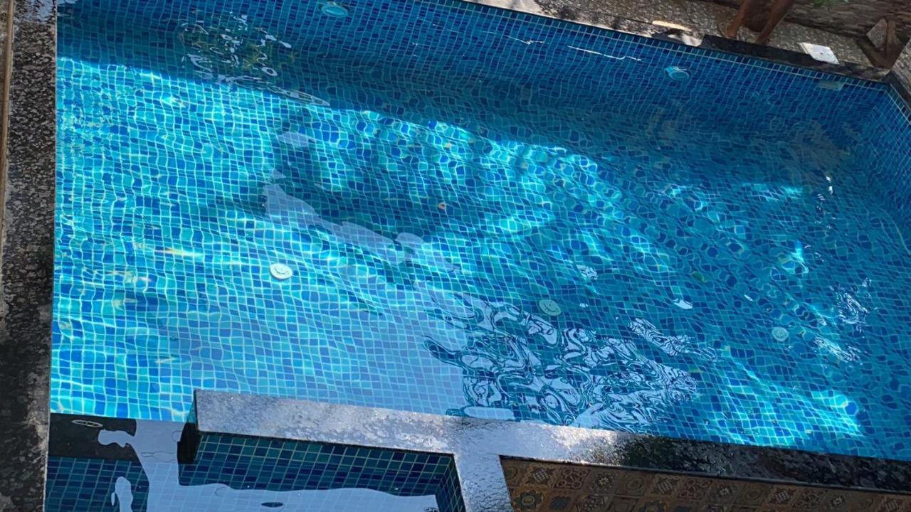 Calangute Beach Side Hotel Екстер'єр фото