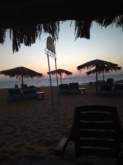 Calangute Beach Side Hotel Екстер'єр фото