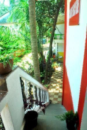 Calangute Beach Side Hotel Екстер'єр фото